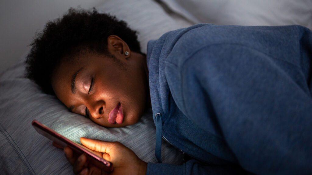 5 Reasons Why You Should Avoid Sleeping With Your Phone Nearby